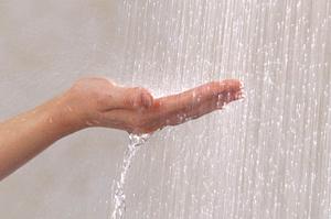 話題のウォーターサーバーを使ってみよう