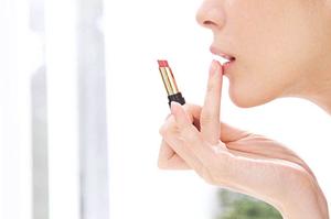 リップのアートメイクの施術を受けよう